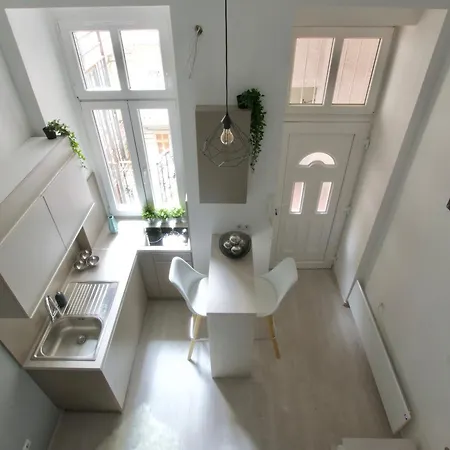 Standard Apartment By Hi5 - Terez 6 Budapeszt Zewnętrze zdjęcie